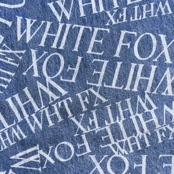 WHITE FOX BOUTIQUE ALL OVER SPELLOUT PRINT BAGGY JEANS HIGH WAIST WIDE LEG - L